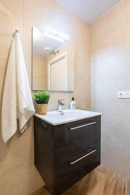 דירות ברמאו Coimbra Etxea Precioso Piso Recien Estrenado מראה חיצוני תמונה